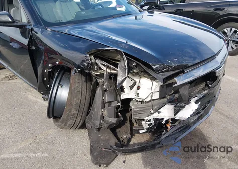 2024 Cadillac Lyriq Sport W/1Sf from USA, damaged, VIN 1GYKPTRL5RZ132032